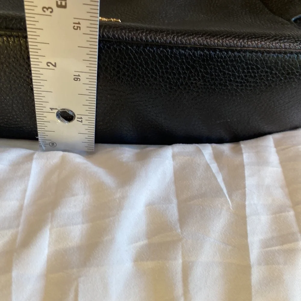 Coach Black Pebble Leather Scout Hobo Handbag, or Cross body gold hardware, EUC - Picture 12 of 13